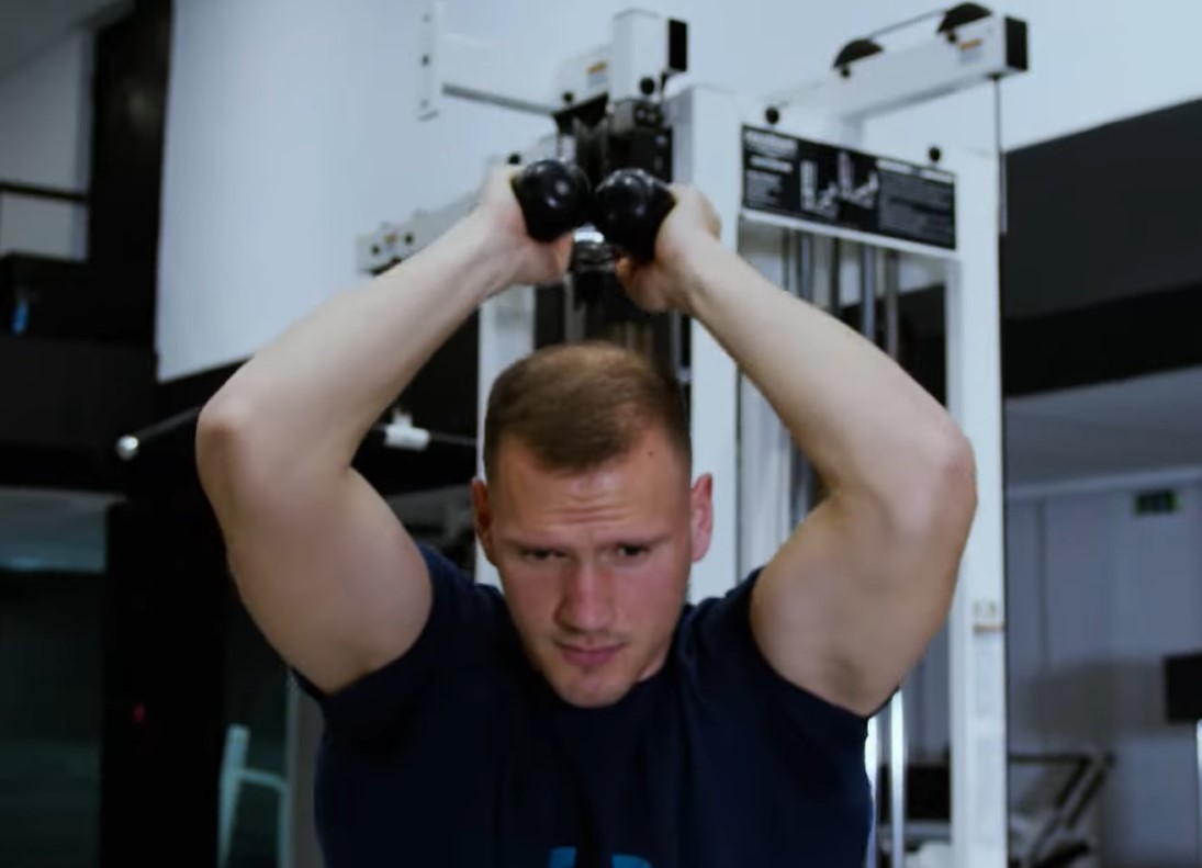 GYM STRENGTH MACHINES-argyroypolh1